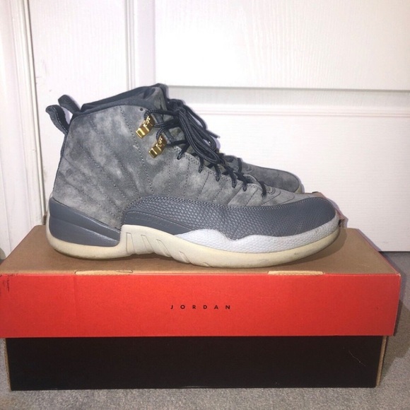 Jordan 12 Wolf Grey - Picture 2 of 4